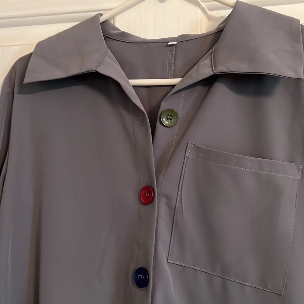 Blouse - Picture 2 of 3